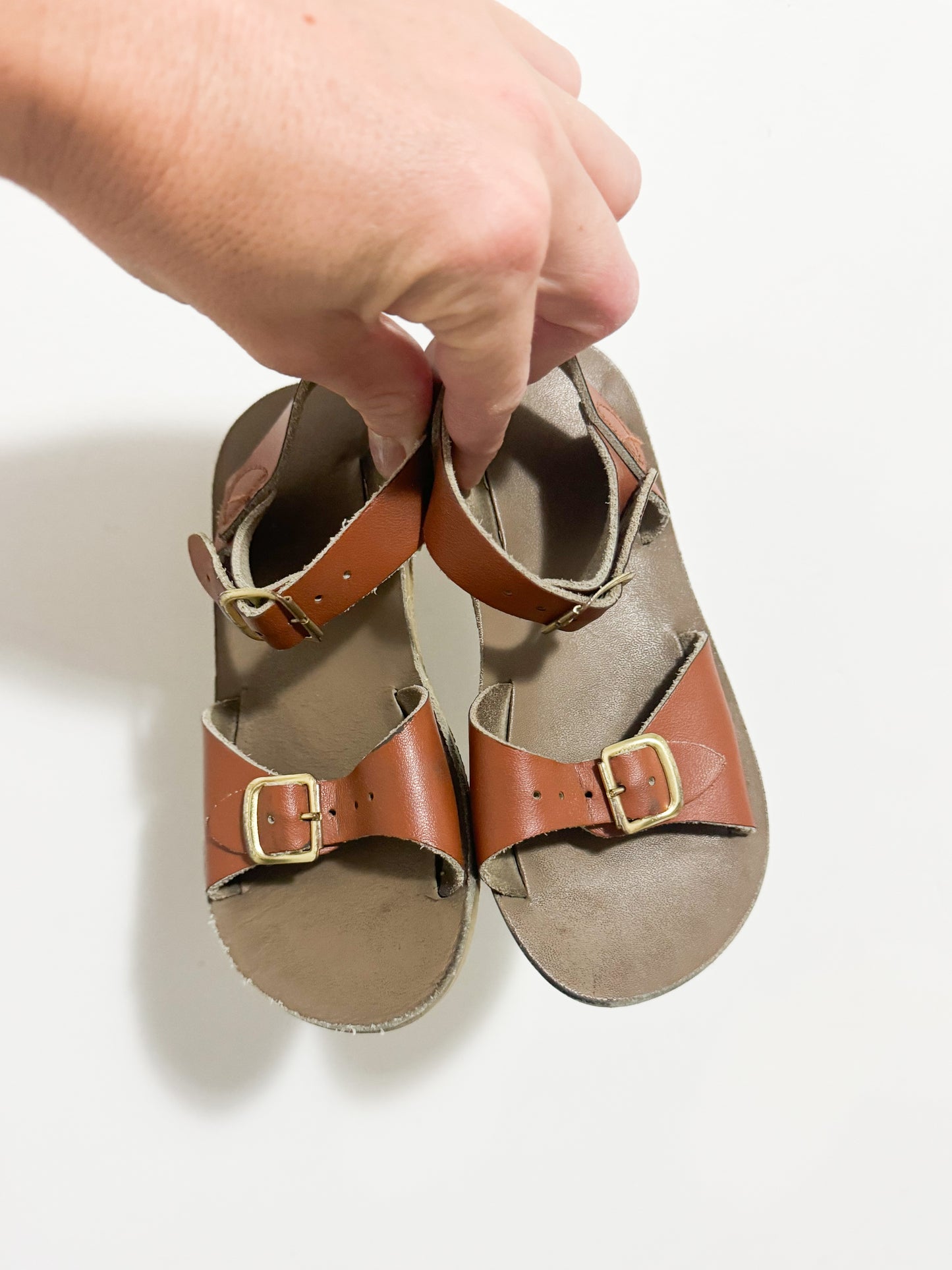 Saltwater Surfer Sandals Size 8C