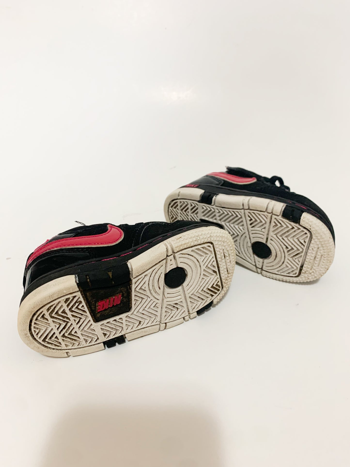 Nike Suede and Patent Velcro Sneakers Size 4 Toddler