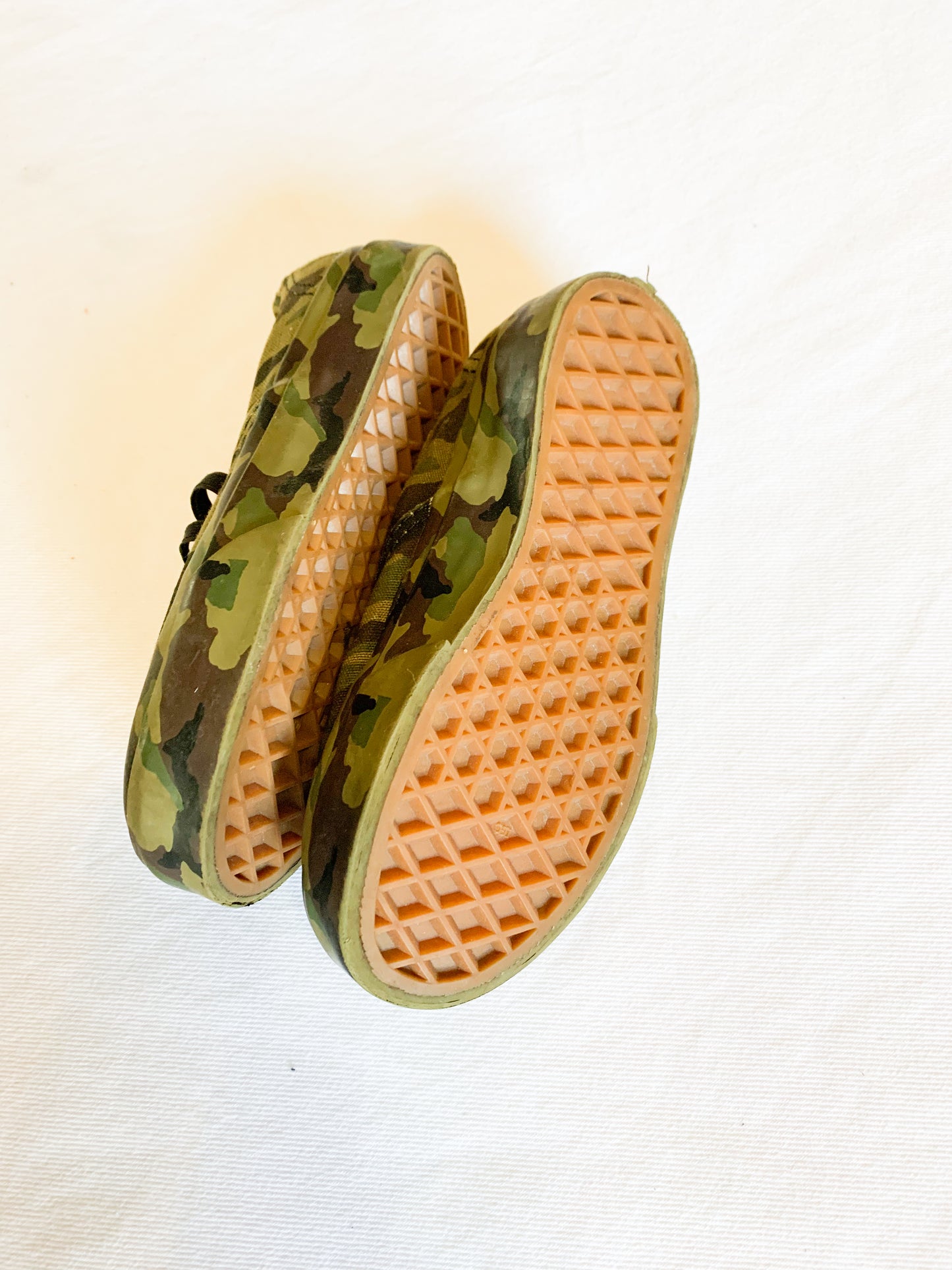 Vans Camo Elastic Laceup Shoes 11C