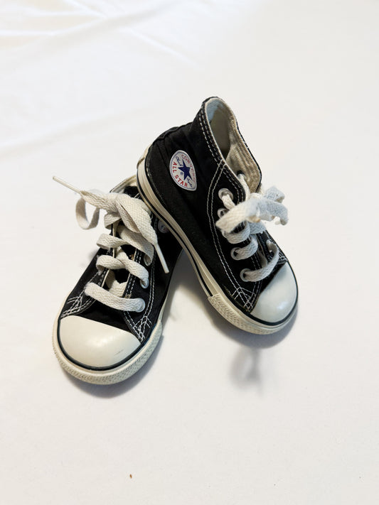 Converse Chuck Taylor High-Tops 5US