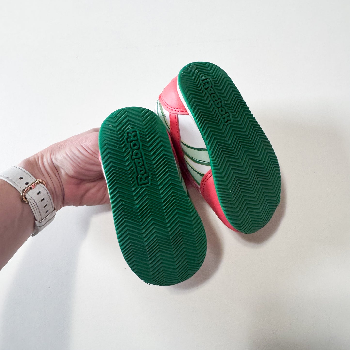 Reebok Watermelon Jog 2.0 Velcro Sneakers size 5 Toddler