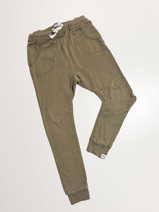 Petits Vilains Joggers size 6-7Y