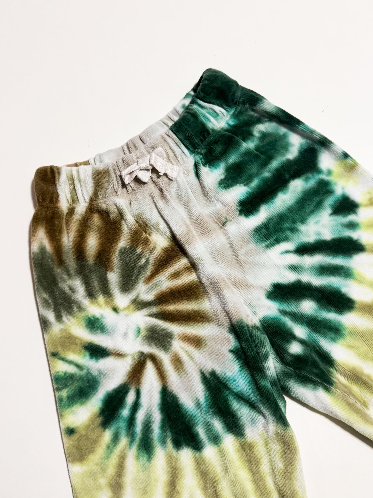 Molo Tie-Dye Velour Joggers size 2-3y