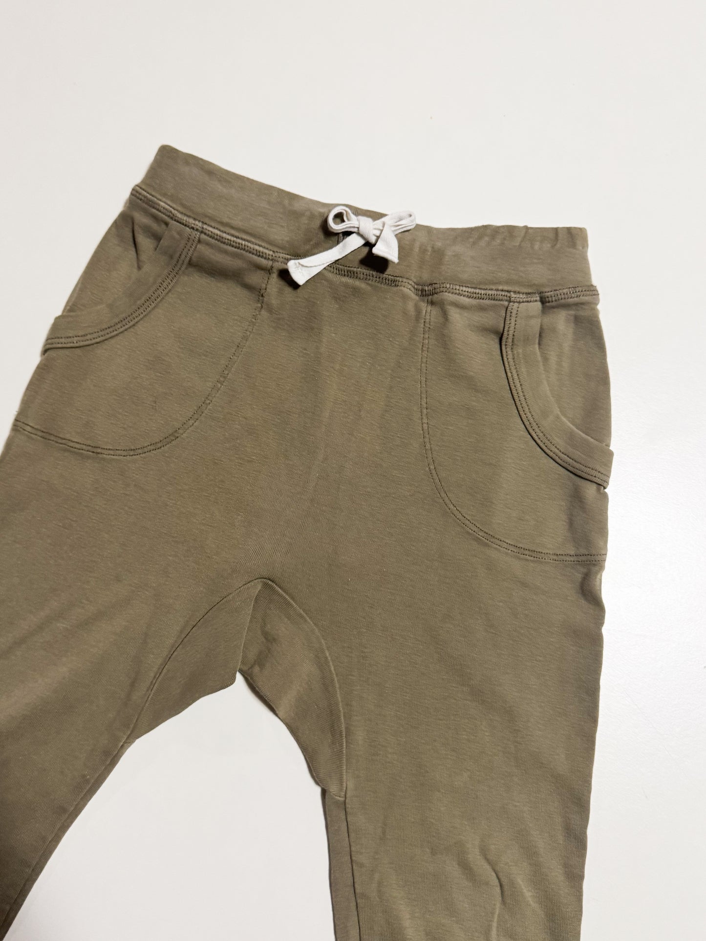 Petits Vilains Joggers size 6-7Y