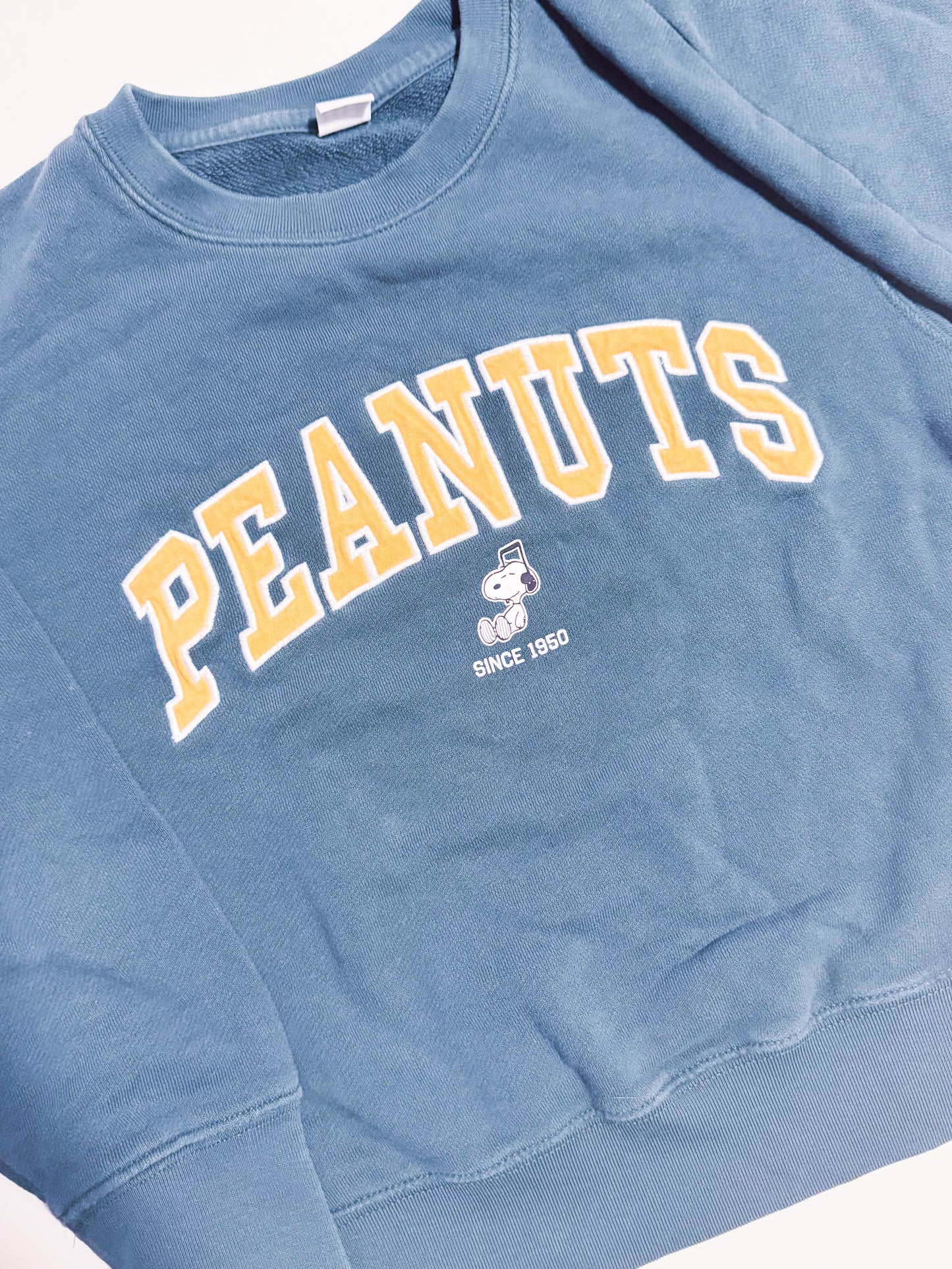 UT Peanuts pullover 7-8Y