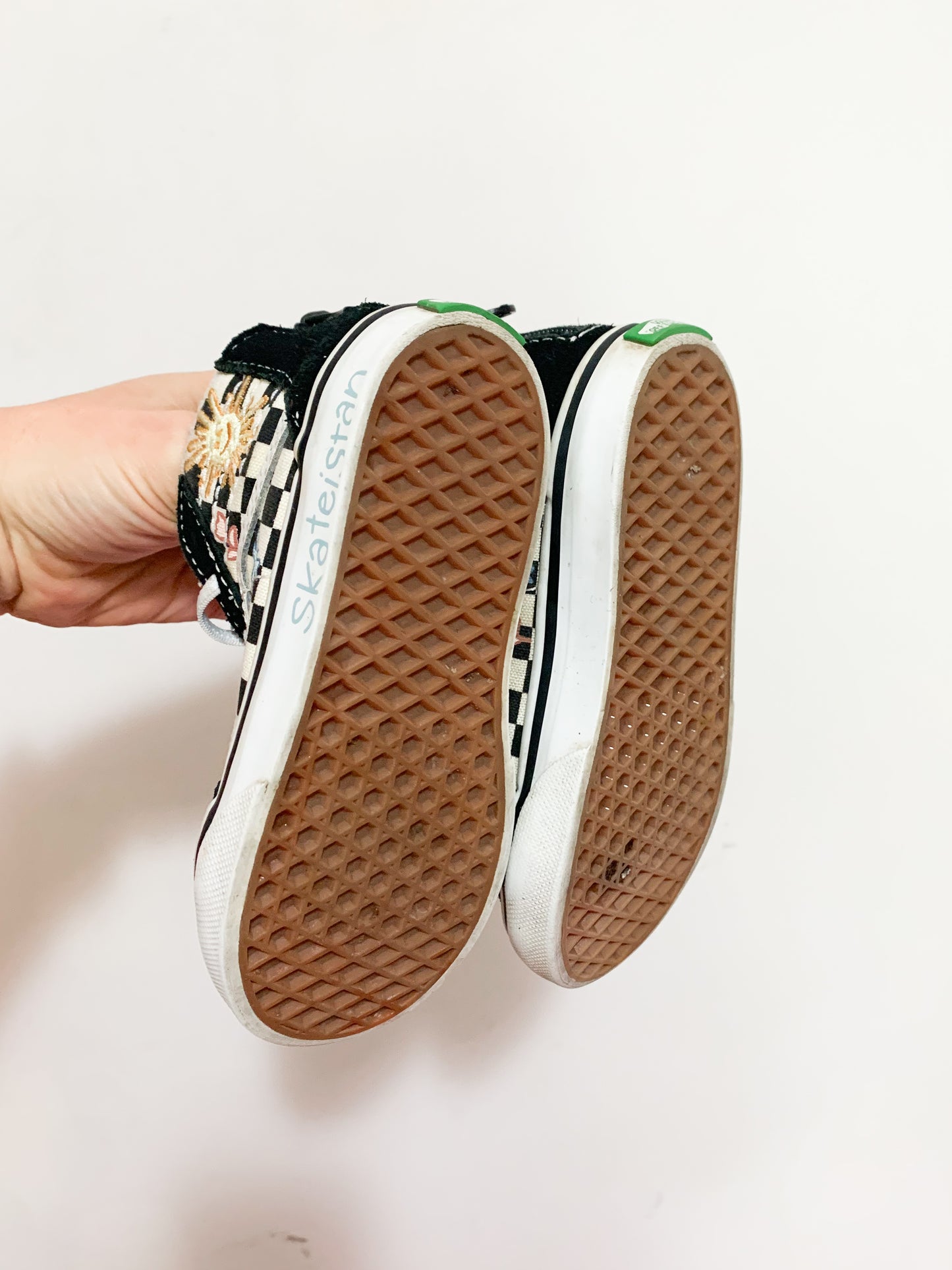 Vans Sk8- Hi Skateistan Shoes size 7C