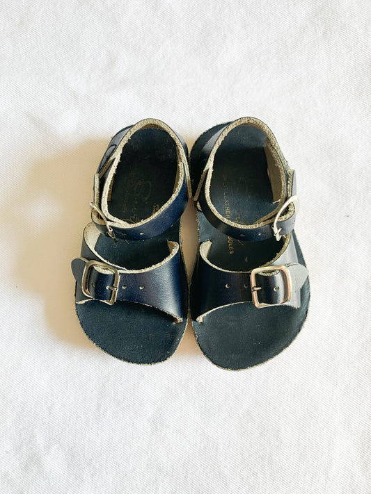 Saltwater Surfer Sandals 5C