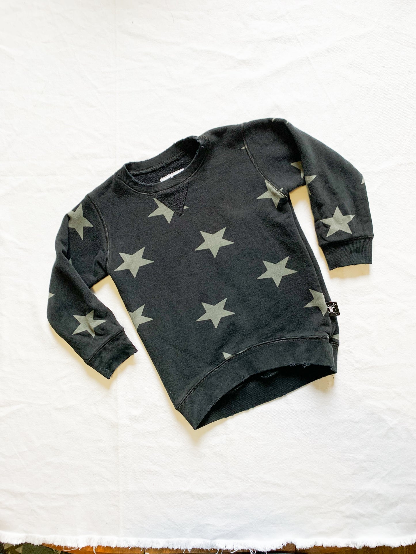 Nununu Star Distressed Sweatshirt 3-4 years